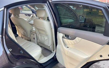 Infiniti FX II, 2009 год, 1 790 000 рублей, 13 фотография