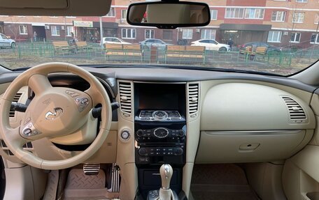 Infiniti FX II, 2009 год, 1 790 000 рублей, 19 фотография