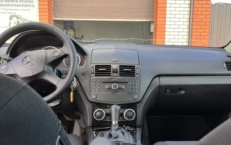 Mercedes-Benz C-Класс, 2008 год, 1 000 000 рублей, 15 фотография
