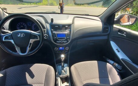 Hyundai Solaris II рестайлинг, 2012 год, 910 000 рублей, 7 фотография