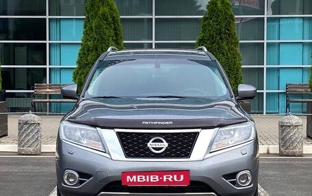 Nissan Pathfinder, 2015 год, 1 755 000 рублей, 10 фотография