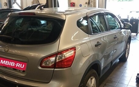 Nissan Qashqai, 2010 год, 900 000 рублей, 3 фотография