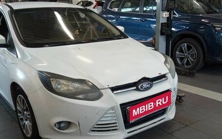 Ford Focus III, 2013 год, 620 000 рублей, 2 фотография