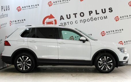 Volkswagen Tiguan II, 2019 год, 2 399 000 рублей, 6 фотография