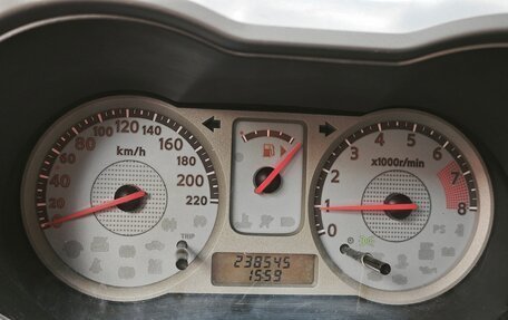 Nissan Note II рестайлинг, 2006 год, 549 000 рублей, 20 фотография
