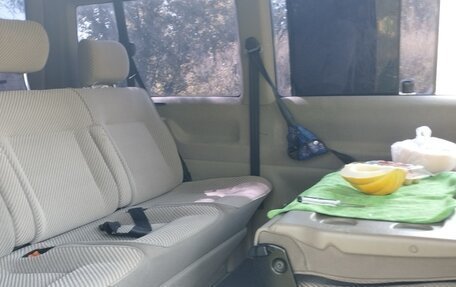 Volkswagen Caravelle T4, 1998 год, 750 000 рублей, 3 фотография