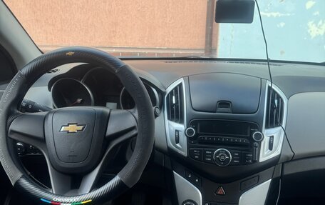 Chevrolet Cruze II, 2014 год, 850 000 рублей, 2 фотография
