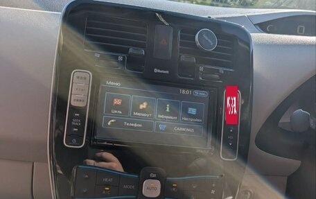 Nissan Leaf I, 2013 год, 1 150 000 рублей, 21 фотография