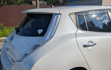 Nissan Leaf I, 2013 год, 1 150 000 рублей, 31 фотография