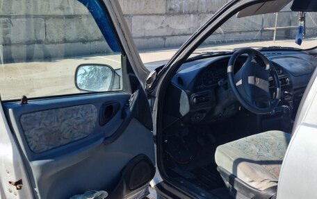 Chevrolet Niva I рестайлинг, 2003 год, 340 000 рублей, 8 фотография
