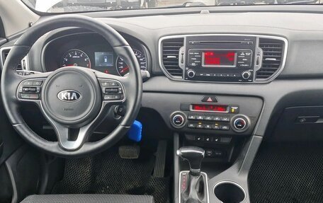 KIA Sportage IV рестайлинг, 2018 год, 1 995 000 рублей, 4 фотография