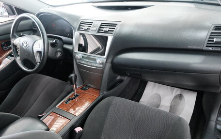 Toyota Camry, 2011 год, 1 259 000 рублей, 20 фотография
