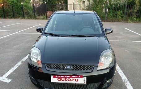 Ford Fiesta, 2006 год, 560 000 рублей, 2 фотография