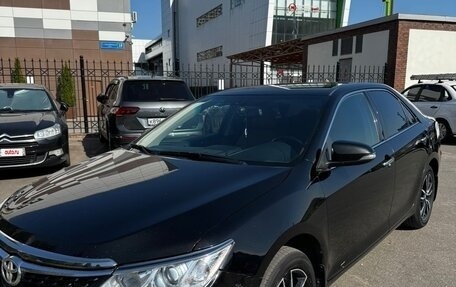 Toyota Camry, 2016 год, 1 700 000 рублей, 2 фотография