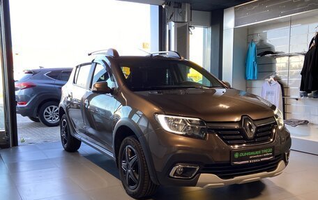 Renault Sandero II рестайлинг, 2020 год, 1 250 000 рублей, 2 фотография