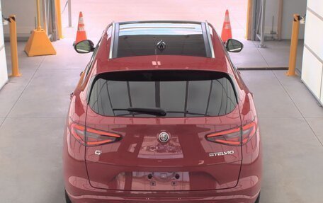 Alfa Romeo Stelvio, 2021 год, 2 850 000 рублей, 6 фотография