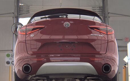 Alfa Romeo Stelvio, 2021 год, 2 850 000 рублей, 7 фотография