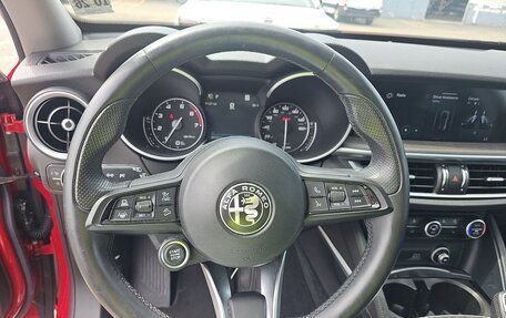 Alfa Romeo Stelvio, 2021 год, 2 850 000 рублей, 12 фотография