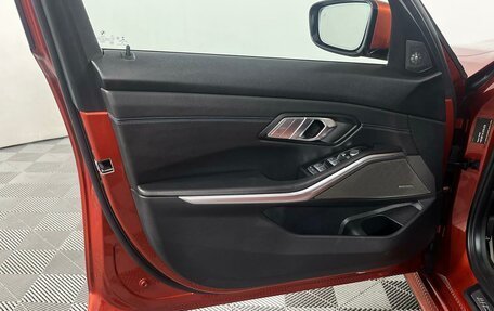 BMW 3 серия, 2019 год, 3 856 000 рублей, 9 фотография