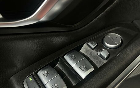 BMW 3 серия, 2019 год, 3 856 000 рублей, 30 фотография