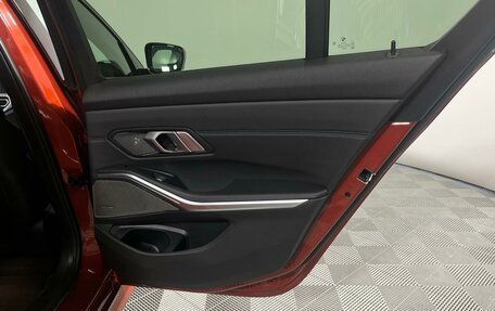 BMW 3 серия, 2019 год, 3 856 000 рублей, 33 фотография