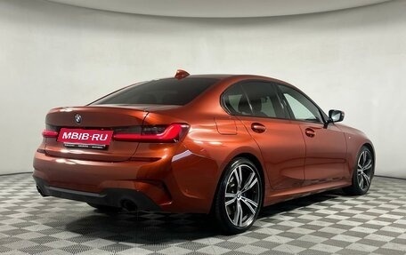 BMW 3 серия, 2019 год, 3 856 000 рублей, 26 фотография