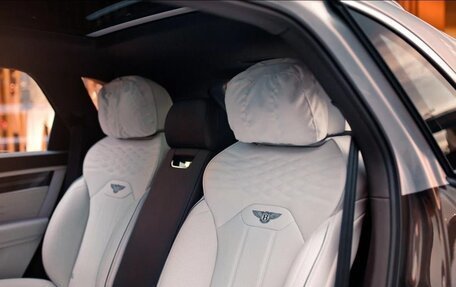 Bentley Bentayga I, 2023 год, 45 990 000 рублей, 4 фотография