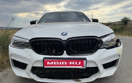BMW 5 серия, 2018 год, 1 900 000 рублей, 2 фотография