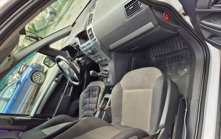 Opel Zafira B, 2013 год, 670 000 рублей, 5 фотография