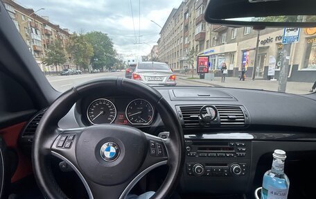 BMW 1 серия, 2010 год, 1 400 000 рублей, 8 фотография