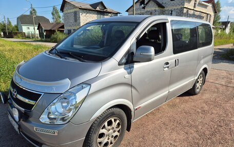 Hyundai Grand Starex Grand Starex I рестайлинг 2, 2011 год, 1 270 000 рублей, 3 фотография