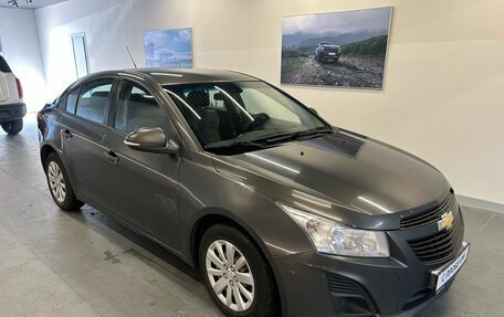Chevrolet Cruze II, 2014 год, 649 000 рублей, 3 фотография