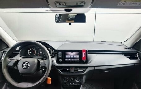 Skoda Rapid II, 2020 год, 1 333 000 рублей, 17 фотография
