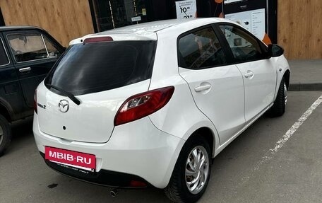 Mazda 2 III, 2014 год, 828 000 рублей, 6 фотография