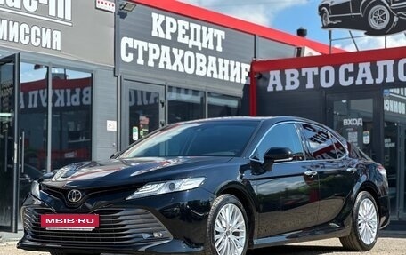 Toyota Camry, 2019 год, 2 650 000 рублей, 6 фотография