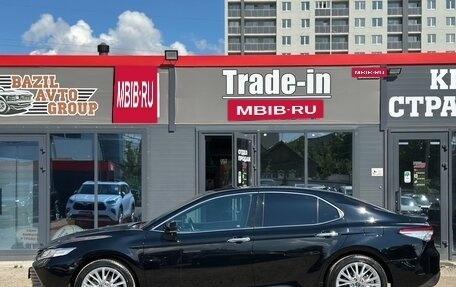 Toyota Camry, 2019 год, 2 650 000 рублей, 9 фотография