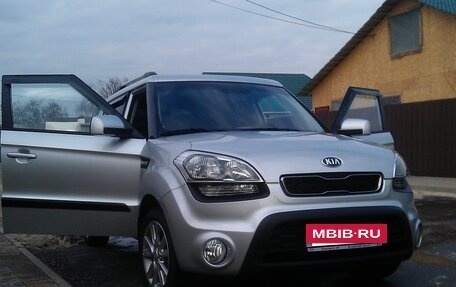 KIA Soul I рестайлинг, 2014 год, 950 000 рублей, 2 фотография