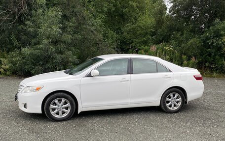 Toyota Camry, 2011 год, 1 900 000 рублей, 1 фотография