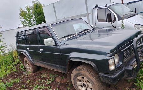 Nissan Patrol, 1993 год, 430 000 рублей, 2 фотография