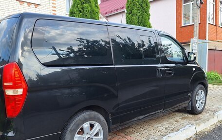 Hyundai Grand Starex Grand Starex I рестайлинг 2, 2008 год, 1 600 000 рублей, 4 фотография