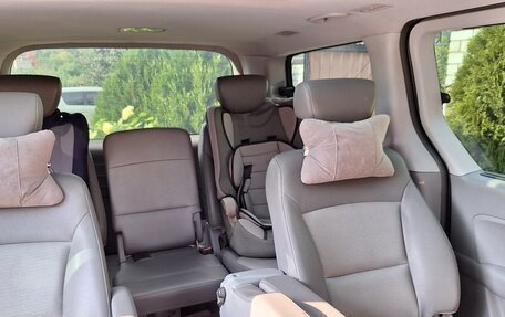 Hyundai Grand Starex Grand Starex I рестайлинг 2, 2008 год, 1 600 000 рублей, 17 фотография