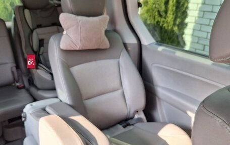 Hyundai Grand Starex Grand Starex I рестайлинг 2, 2008 год, 1 600 000 рублей, 15 фотография