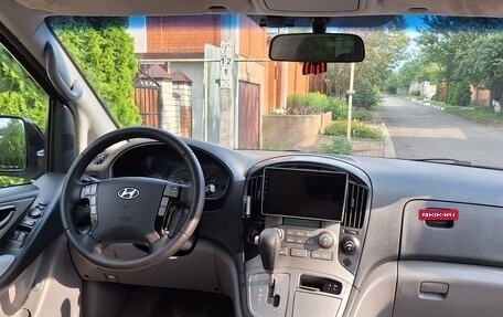 Hyundai Grand Starex Grand Starex I рестайлинг 2, 2008 год, 1 600 000 рублей, 22 фотография
