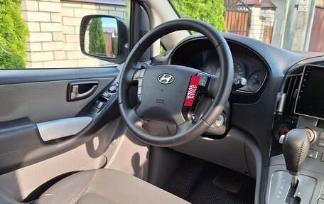 Hyundai Grand Starex Grand Starex I рестайлинг 2, 2008 год, 1 600 000 рублей, 25 фотография