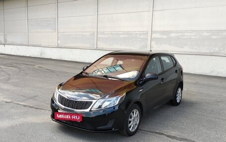 KIA Rio III рестайлинг, 2014 год, 360 000 рублей, 2 фотография