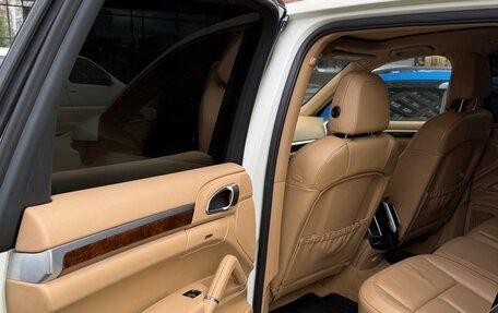 Porsche Cayenne III, 2011 год, 1 800 000 рублей, 17 фотография