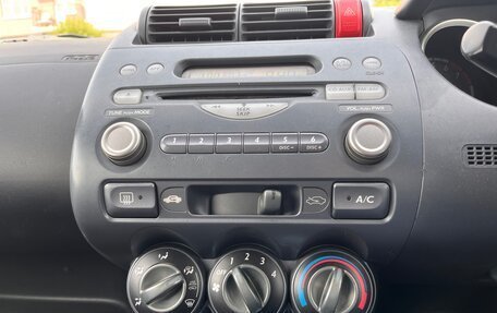 Honda Fit III, 2002 год, 338 000 рублей, 12 фотография