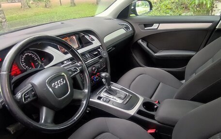 Audi A4, 2010 год, 915 000 рублей, 11 фотография