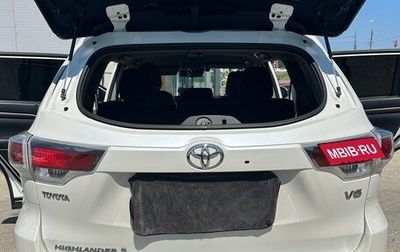 Toyota Highlander III, 2014 год, 3 000 000 рублей, 1 фотография
