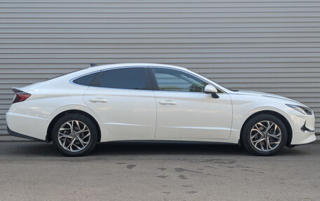 Hyundai Sonata VIII, 2020 год, 1 975 000 рублей, 4 фотография